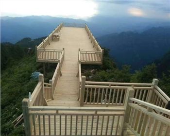 四川防腐木棧道